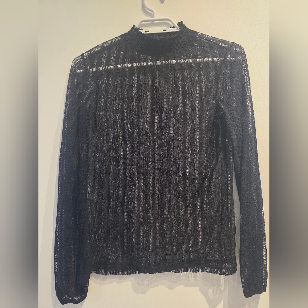 Dynamite Elegant Black Lace Top